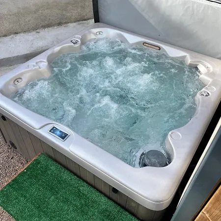 Mobile-home Tout Equipe Avec Jacuzzi Apartmán *